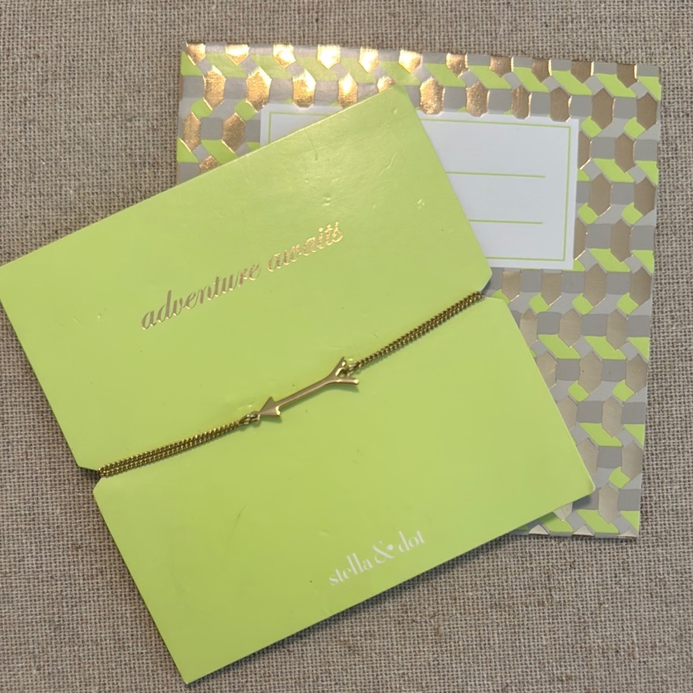 Stella & Dot Gold Bracelet with Geometric Design